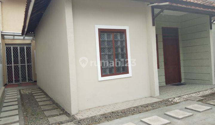 Ruang Usaha Di Area Bisnis Taman Kopo Indah