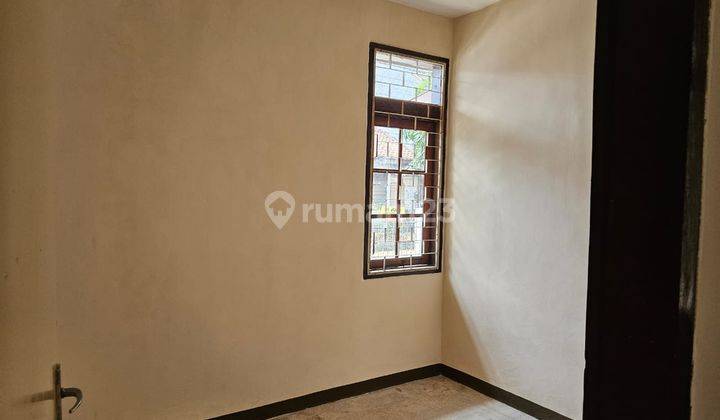 kamar tidur rumah murah siap huni lingkungan