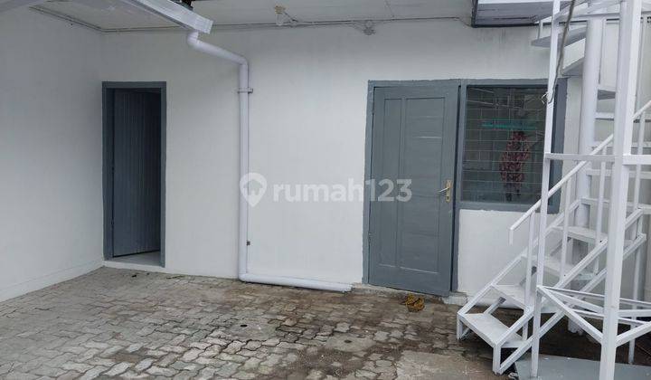 di Ruang Usaha Pandanaran Pusat Kota Dekat Simpang 5 Dan Pusat Oleh Oleh, Semarang 406 m Baru SHM 2