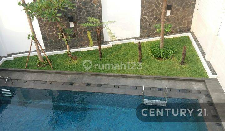 Rumah Mewah Ada Swim Pool 5 KT  Di Kemang Jaksel Rn13983 2