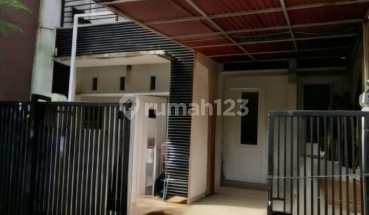 Lingkungan Asri & Tenang di Komplek Pondok Kelapa Indah, Cocok untuk Keluarga. Lingkungan Asri & Tenang di Komplek Pondok Kelapa Indah, Cocok untuk Keluarga.