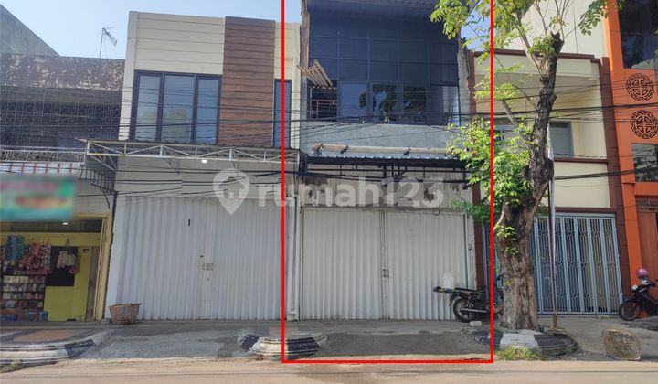 Ready-to-Use Shophouse, Suitable for Business and Office in Central Semarang Area – 10699
