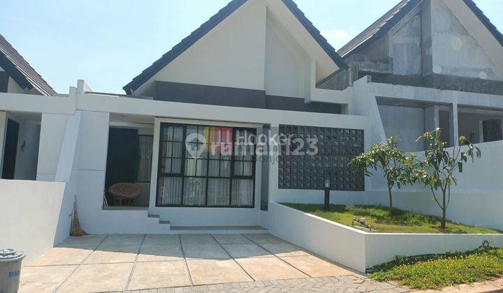 Jual Rumah Siap Huni, Cantik Dan Nyaman Bsb City Semarang 8717 Semarang Barat, Semarang 1