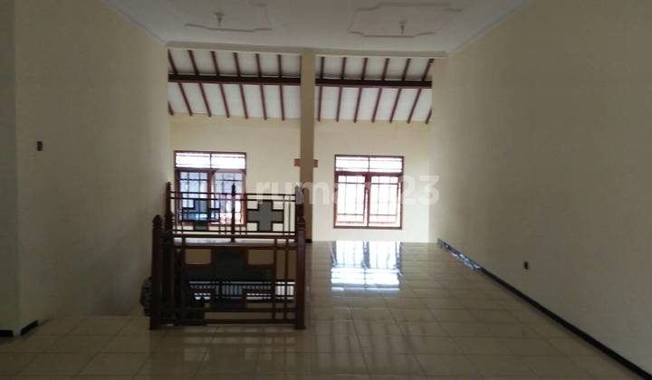  Rumah Siap Huni dan Nyaman Jl.Sinabung.Candisari – 165 2