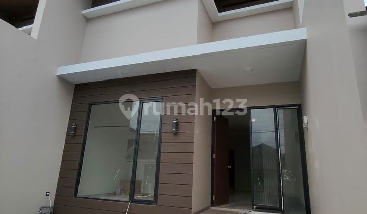 Rumah Siap Huni dan Nyaman Daerah Tanah Mas Semarang Utara - 11147 1