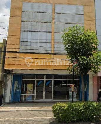 For Rent: Ready-to-Use Shop House, Jl. M.T. Haryono, Central Semarang – 10228. 1
