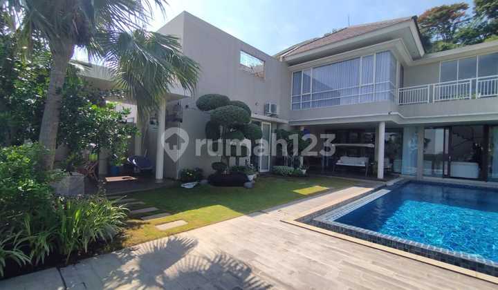 Modern House with Swimming Pool. Ready to Occupy Citrasun Garden Semarang - 11255 1