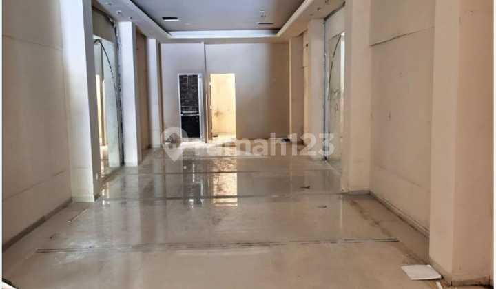 Strategic Shop House, Main Roadside, Suitable for Business & Office, East Semarang Area- 11253 2