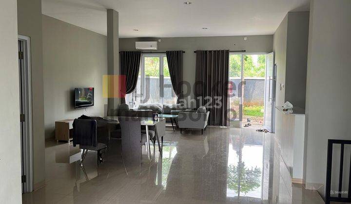 Disewakan Rumah di Grha Candi Golf Full Furnished 9677 2