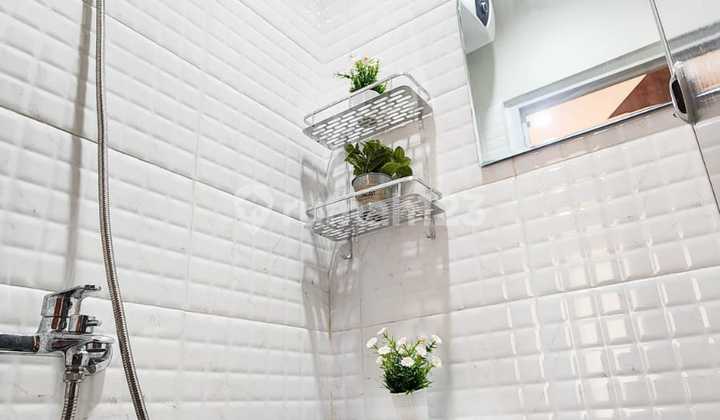 Comfortable, Clean, Affordable Kost, Strategic Location, Easy Access to Campus/Office and Public Facilities. 2