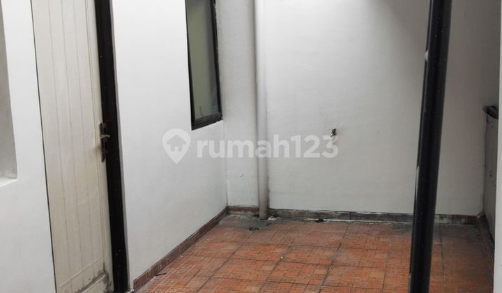 FOR SALE: MOVE-IN READY HOUSE, SEMI-FURNISHED, 3 BEDROOMS, STRATEGIC LOCATION IN METLAND, VALERIA CLUSTER 2