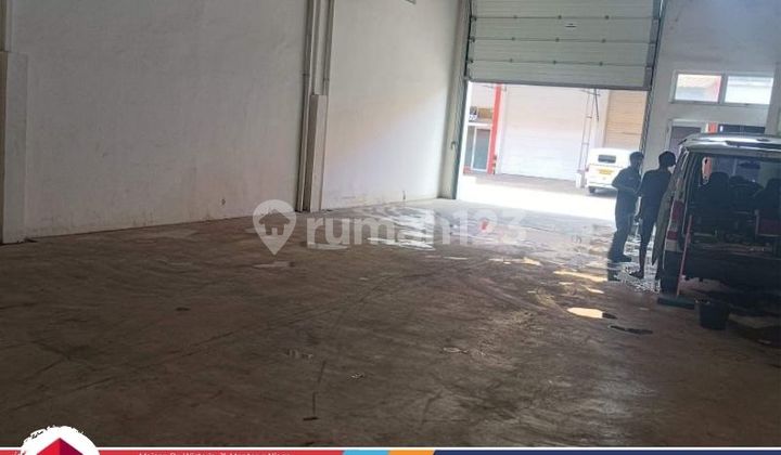 ready-to-occupy warehouse in Green Sedayu Bizpark Cakung