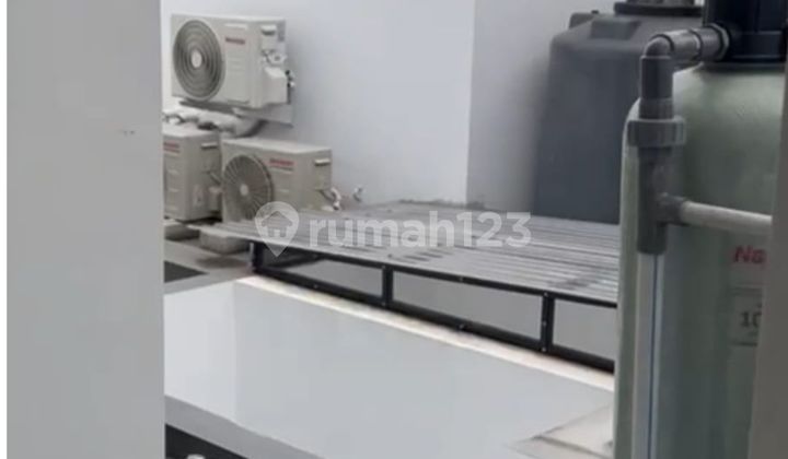 Rumah Nyaman & Aman untuk Keluarga Tercinta di Maison De Wisteria Rumah Nyaman & Aman untuk Keluarga Tercinta di Maison De Wisteria