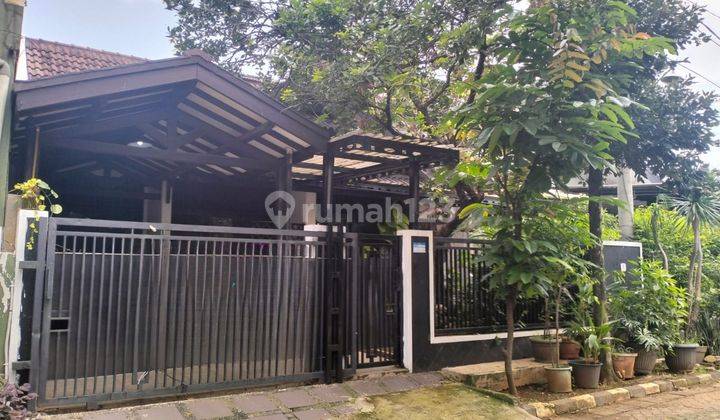 Rumah Rapih Siap Huni Bebas Banjir Dalam Komplek Kemang Pratama Bekasi 1