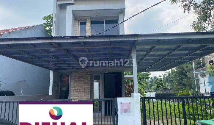 Rumah Hook 2 lantai di Taman Galaxy dgn pekarangan luas 1