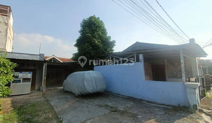 Rumah besar pinggir jalan utama cocok untuk usaha atau minimarket  2