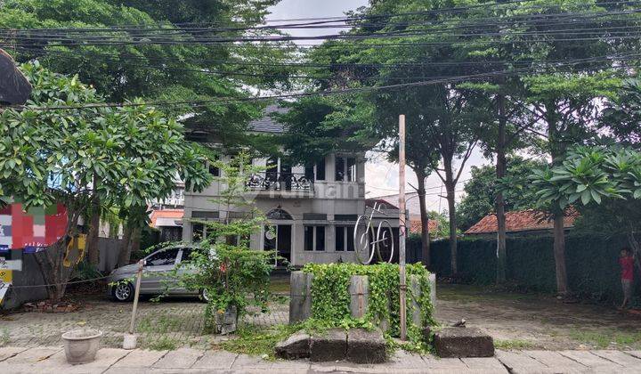 Ruang Usaha Ex Restoran Lokasi Strategis 2