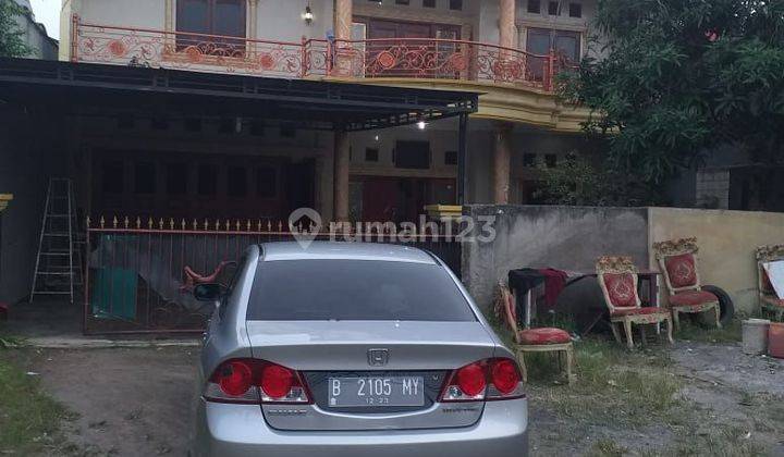 Rumah Besar dan Cantik di Pinggir Jalan Raya  2