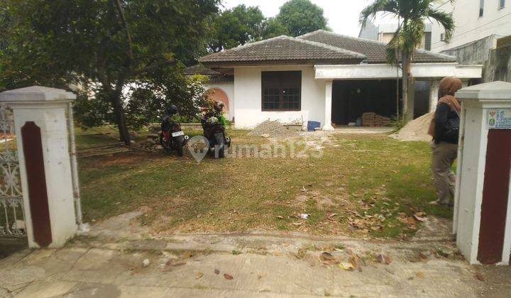 Disewakan Rumah Bangunan Tua di Kelurahan Bojong Rawa Lumbu 1