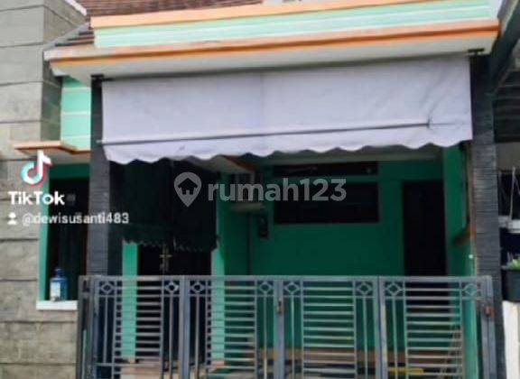 Dijual rumah di Perumahan Villa Mutiara Gading 2 bekasi 1