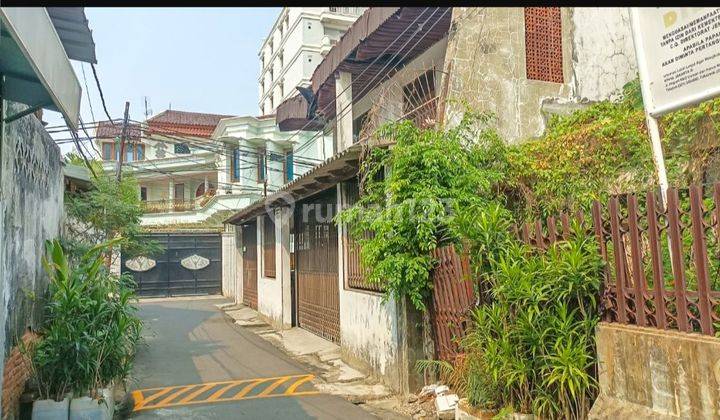 Rumah Petojo Selatan Cideng Jakarta Pusat 2