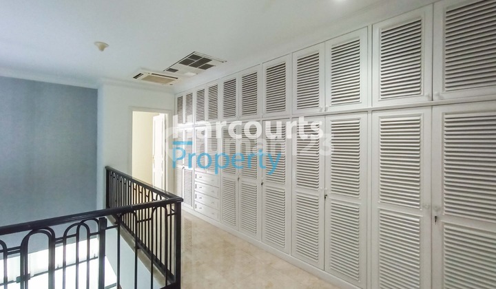 Kebayoran Area, Disewakan Rumah Hunian Kawasan Elite di Jl,. Daksa, Selong - Senopati 2