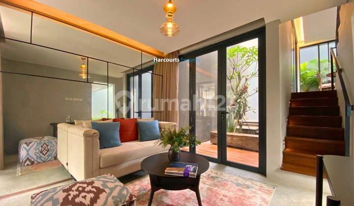 Dijual Brandnew Konrtemporer Modern Townhouse One Gate System Lokasi Strategis Area Tb Simatupang 2