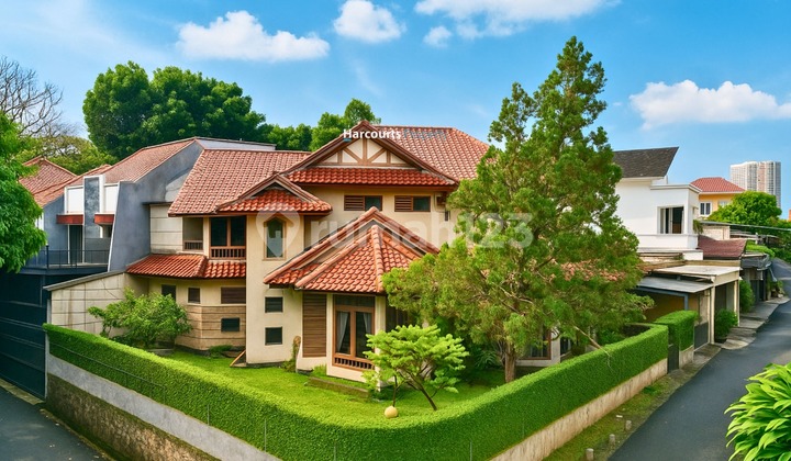 Kebayoran Area, Dijual Rumah Etnic Joglo Tradisional Lokasi Strategis Dekat Pondok Indah - Pondok  Pinang, Jakarta Selatan