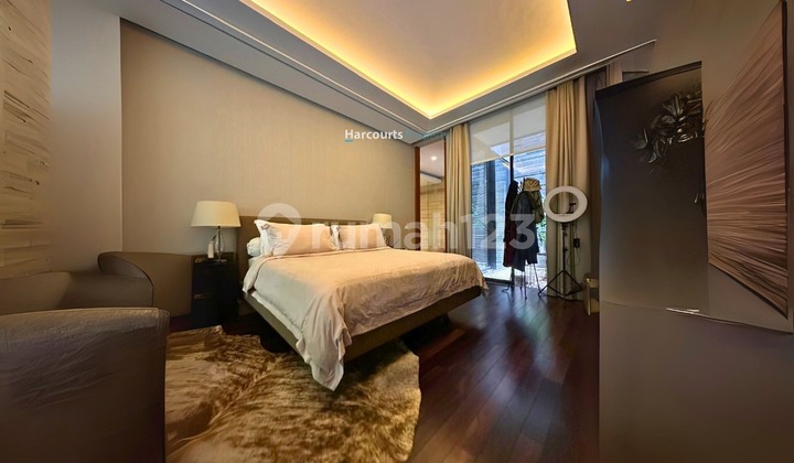 Kebayoran Baru Area, Modern Tropical Luxury House, Strategic Location in South Jakarta