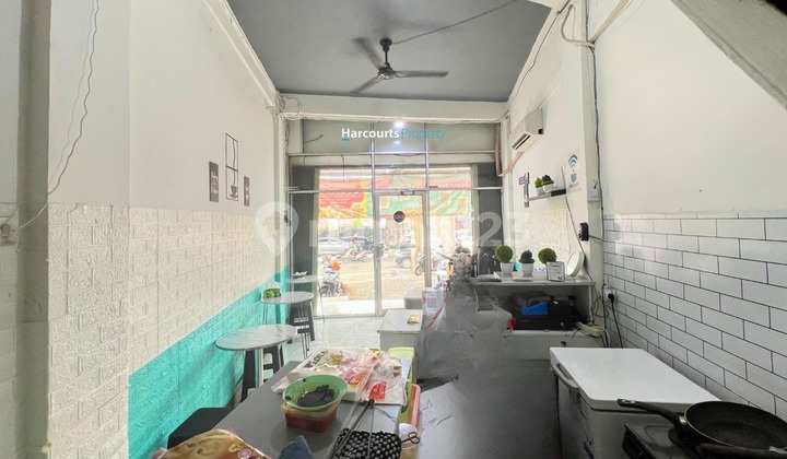 Kebayoran Baru Area, Dijual dan Disewakan Tempat Usaha Termurah Lokasi Strategis Dekat Jl. Wolter Monginsidi, Jakarta Selatan