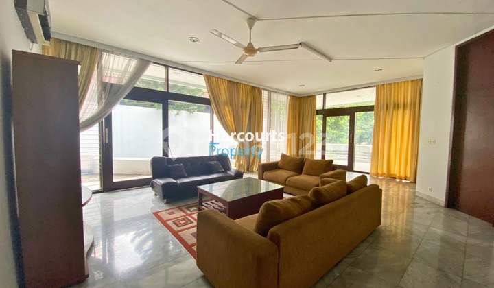 Permata Hijau Area, Disewakan Rumah Klasik 2 Lantai Bagus dan Terawat di Permata Hijau 2