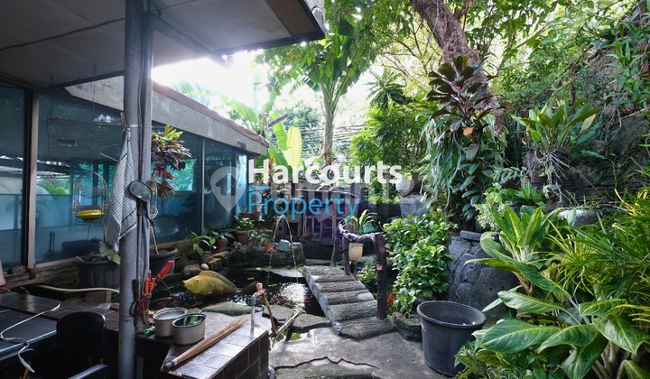 Pakubuwono Area, Classic House for Sale Can Be Rebuilt, Suitable for Business Places and Office Buildings Strategic Location in Kebayoran Baru 2