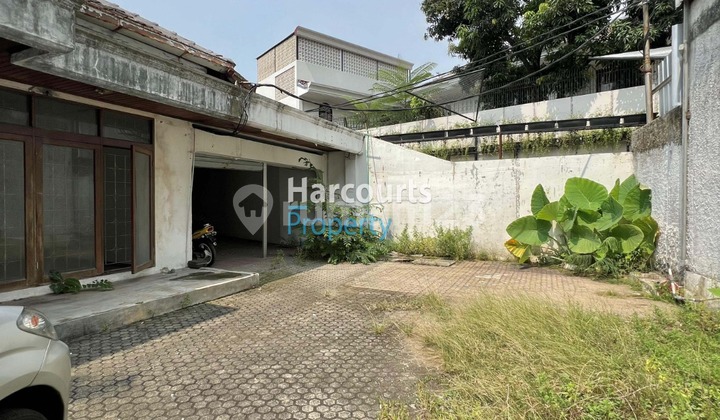 Senopati Area, Dijual Rumah Lama Bagus Strategis Dekat Suryo -  Gunawarman, Kebayoran Baru