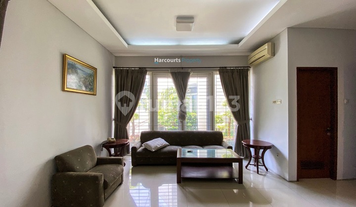 Kuningan Area, Disewakan Compound Kawasan Elite Dekat Pusat Bisinis dan Embessy One Gate System di Mega Kuningan 2