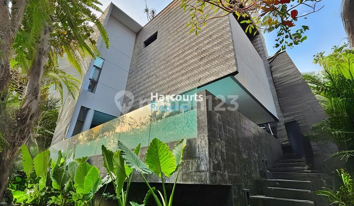 Permata Hijau Area, Dijual Rumah Luxury Modern Lingkungan Tenang 15 Menit Dari Senayan Area