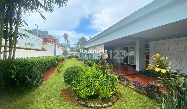 Kemang Area, Dijual Rumah Klasik Bagus dan Terawat Lingkungan Nyaman dan Asri di Bangka Duren, Jakarta Selatan