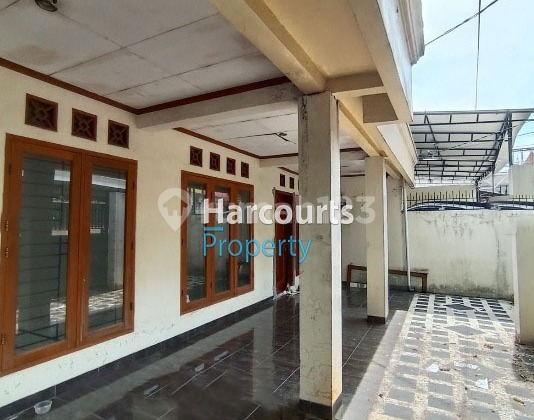 Kebayoran Baru Area, Dijual Rumah Kost Lokasi Strategis Dekat MRT di Panglima Polim