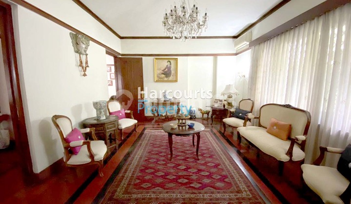 Menteng Area, Dijual Rumah Klasik Dekat Kawasan Elite Lokasi Strategis di Jakarta Pusat