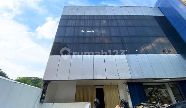 Kebayoran Baru Area, For Sale and Rent 3-Storey Shophouse Strategic Location Suitable for Office and Business 10 Minutes from SCBD, South Jakarta Kebayoran Baru Area, For Sale and Rent 3-Storey Shophouse Strategic Location Suitable for Office and Business 10 Minutes from SCBD, South Jakarta