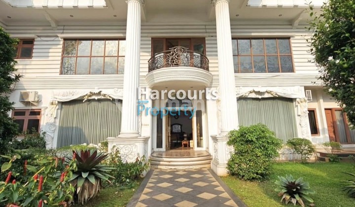 Pondok Indah Area, Disewakan Rumah Mewah Lokasi Strategis bisa Dekat Akses Toll Tb Simatupang