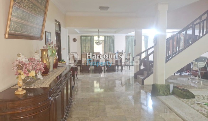 Menteng Area, Dijual dan Disewakan Rumah 2 Lantai bisa Dipakai untuk Silent Office Komersil Area 2