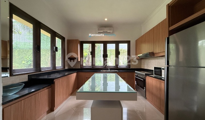 Pejaten Area, For Rent: Classic Tropical Compound House with One Gate System in West Pejaten 2