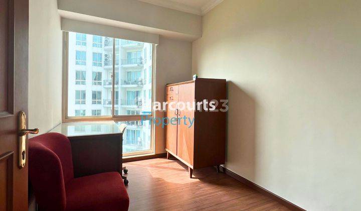 kamar tidur dijual- apartemen 3 br puri