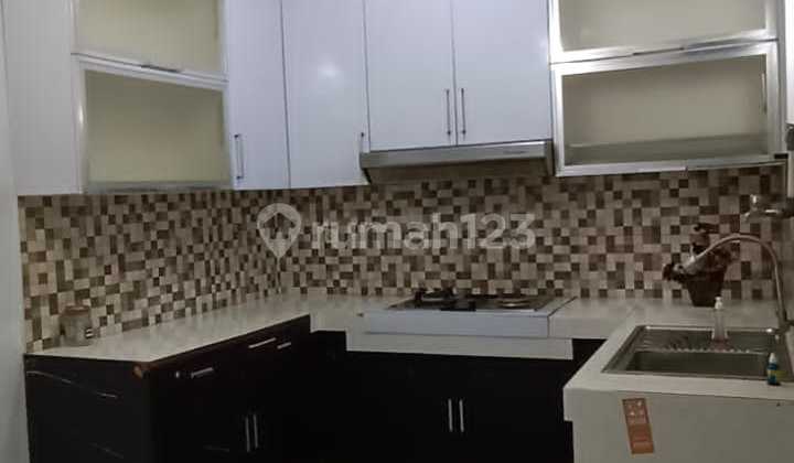 Rumah Siap Huni 2 Lantai di Daerah Kelapa Gading Jakarta Utara