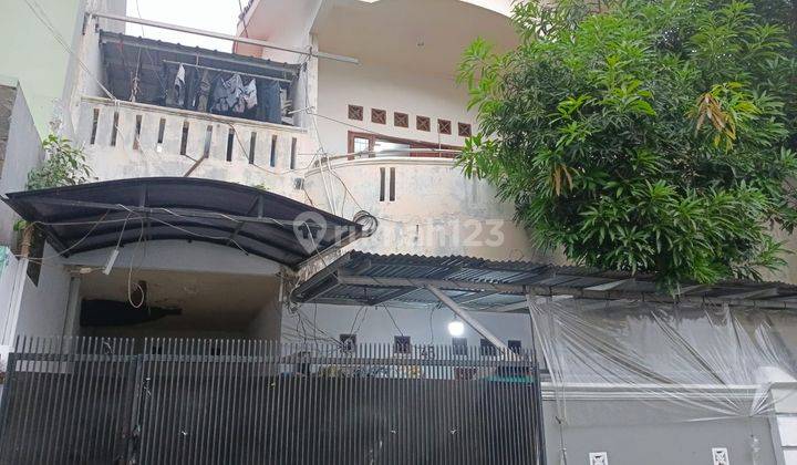 Rumah Murah 2.5 Lantai di Cempaka Mas Jakarta Pusat 1