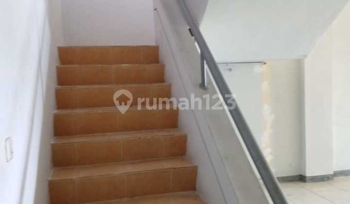 3-story shop house in Gajah Mada, Central Semarang 2