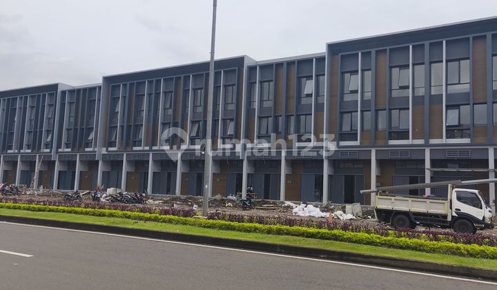 Ruko Bagus di Jalan Utama Grand Wisata