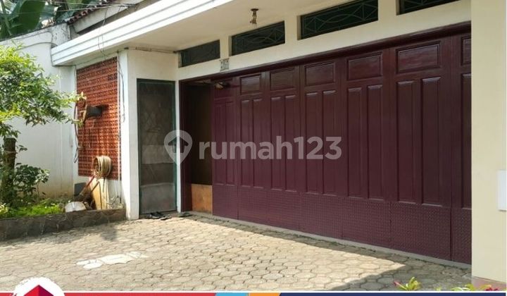 For Sale Fast Move-In Ready House, Strategic Location on Jl. Pondok Kelapa