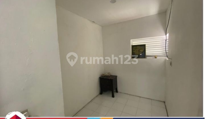 Di jual rumah siap huni 4kt letak strategis di METLAND MENTENG 2