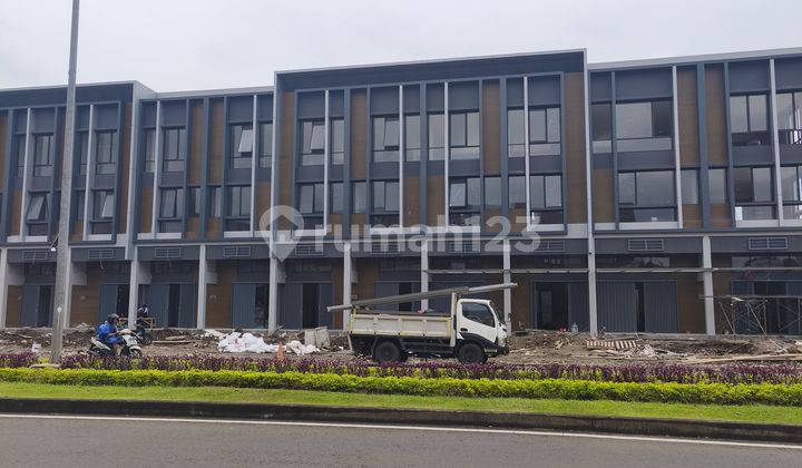 Ruko Bagus di Jalan Utama Grand Wisata